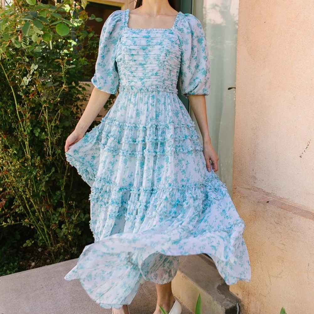 Ivy City Co Aniston Dress in Blue
